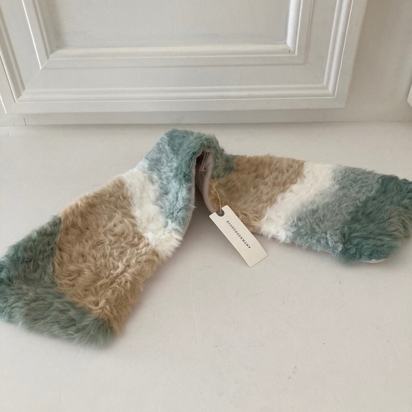 NWT Anthropologie Tie Dye Faux Fur Collar Scarf - Picture 2 of 8